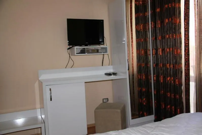 Hotel La Favorita Tirana